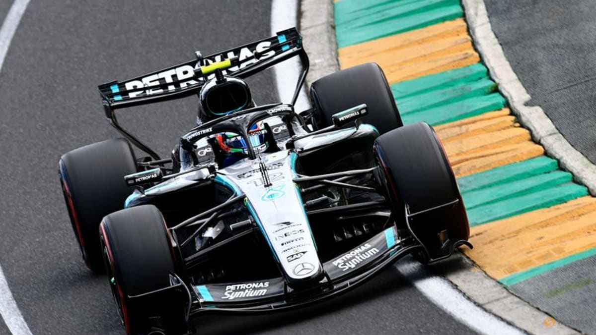 George Russell merayakan pole position di Grand Prix Australia