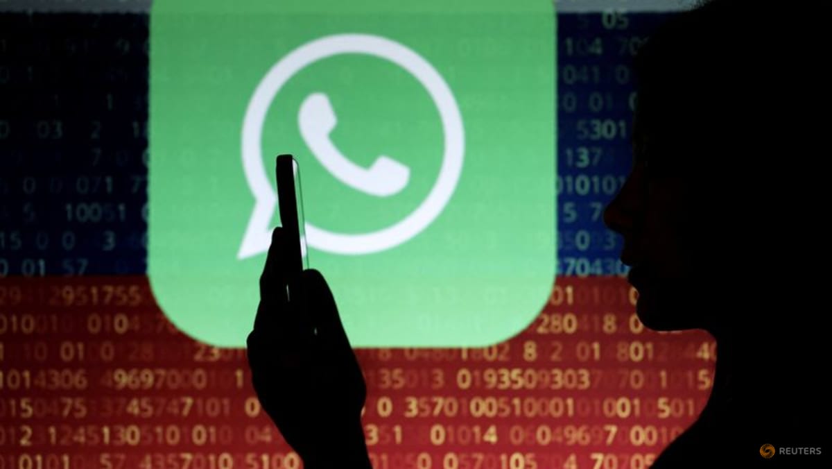 peretasan Signal WhatsApp