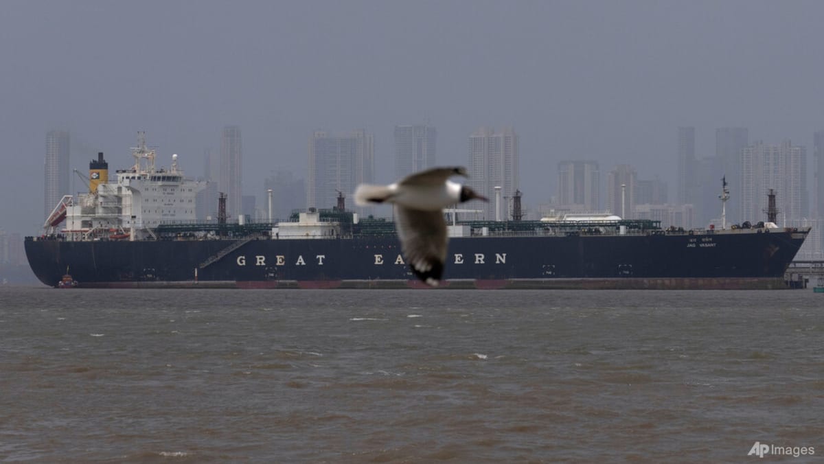 Tangki LPG India melintasi Selat Hormuz di tengah ketegangan